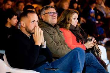  La Murgota de Telde estrena con éxito en Gáldar su espectáculo 'Los chicos del coro'/TA.